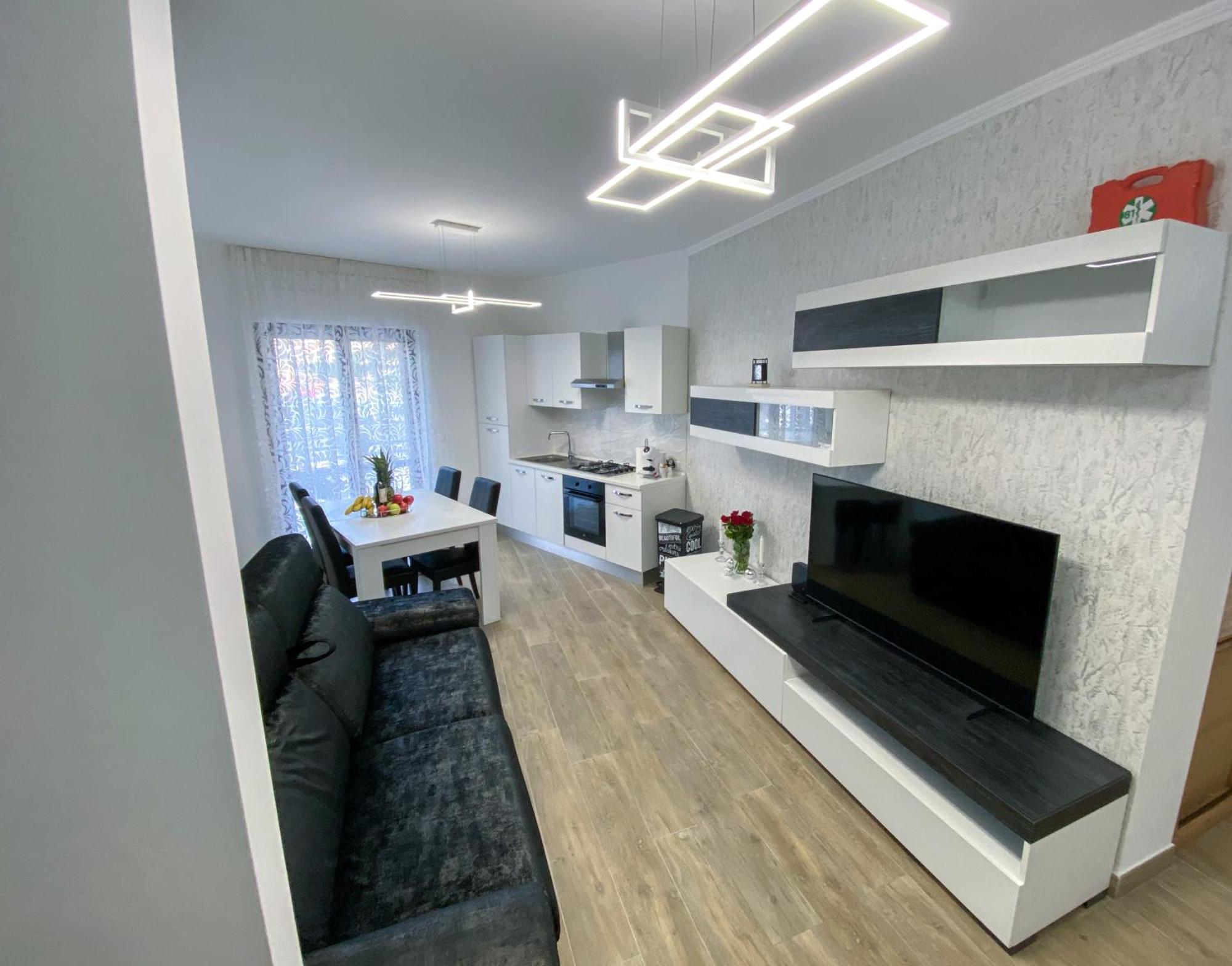 House 2 *